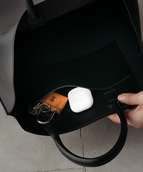 epnok（エプノック）の「スクエアロゴトートバッグ（トートバッグ・メンズ・ブラック・FREE）」の4枚目の写真