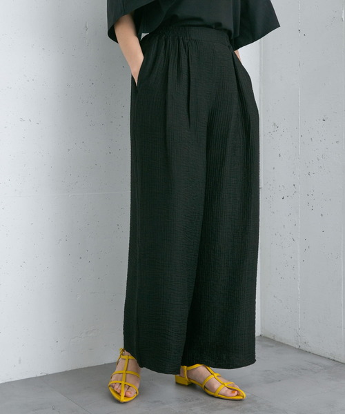 KBF（ケイビーエフ）の「ワッシャーWIDEイージーパンツ（その他パンツ・レディース・ブラック/オフホワイト・ONE）」の2枚目の写真