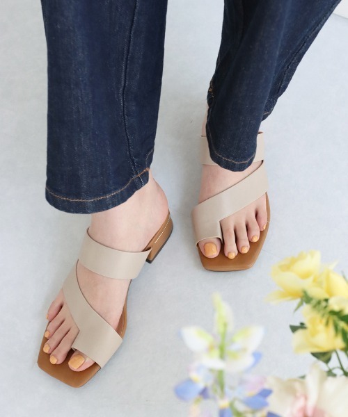 アシンメトリーカットトングサンダル(217-10280)JELLYBEANS(ジェリービーンズ)