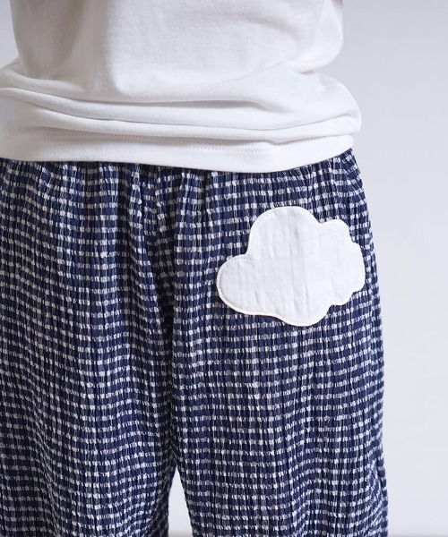 10mois(ディモワ)の「【10mois(ディモワ)】 雲ポケットバルーンパンツ(その他パンツ・キッズ・ライトグレー/ネイビー・80-90cm/90-95cm/100-110cm/70-80cm)」の7枚目の写真