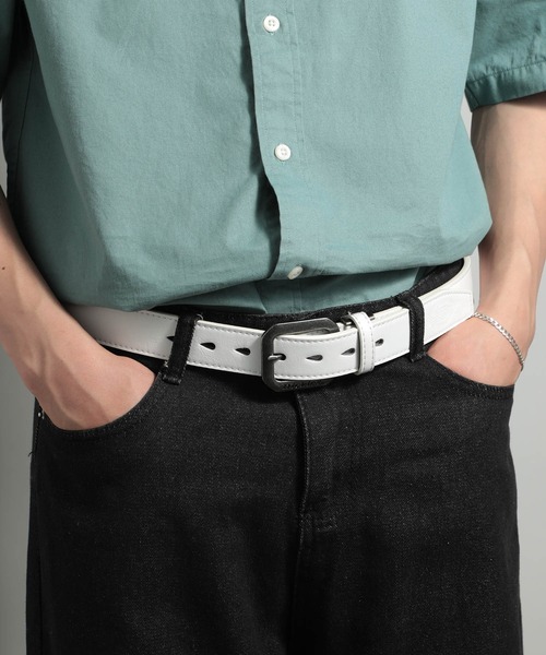 Dickies(ディッキーズ)の「【Dickies】レザーベルト DS0125C(ベルト・メンズ・ブラウン/ホワイト/ブラック/ダークブラウン・FREE)」の1枚目の写真