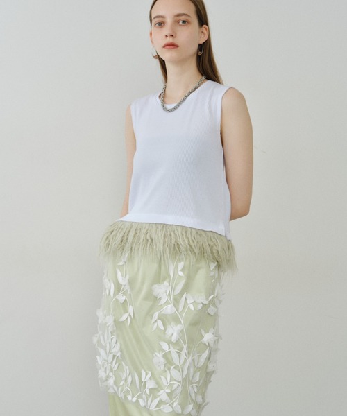yae(ヤエ)の「【Revival】2way fur hem tanktop/2wayファーヘムタンクトップ(タンクトップ・レディース・ライトブルー/ブラック/グレー/ライトグリーン・FREE)」の3枚目の写真