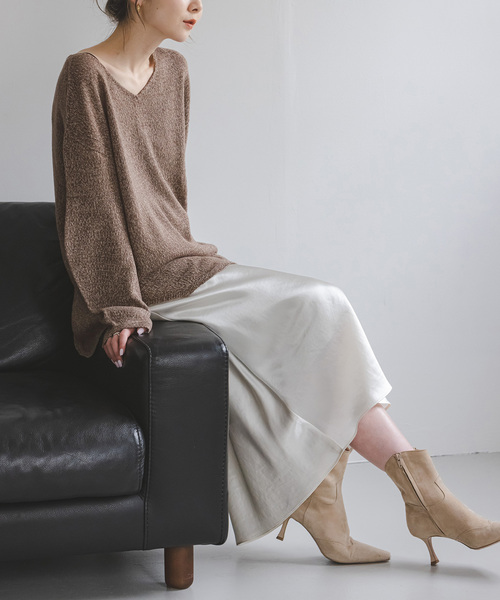 Noble（ノーブル）の「《追加》WペーパーヤーンBack Vプルオーバー（ニット/セーター・レディース・ブラウン/ベージュ系その他/ブラック・FREE）」の8枚目の写真