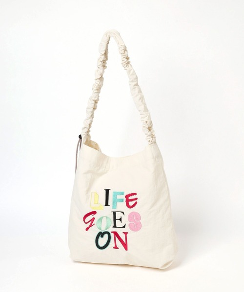 BAYFLOW(ベイフロー)の「グラフィック刺繍トート(トートバッグ・レディース・ブラック/アイボリー・FREE)」の6枚目の写真