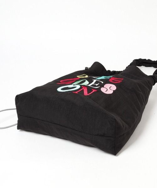BAYFLOW(ベイフロー)の「グラフィック刺繍トート(トートバッグ・レディース・ブラック/アイボリー・FREE)」の19枚目の写真