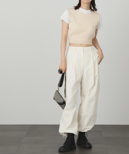 FREE'S MART(フリーズマート)の「◆クルーネックニットベスト(ベスト・レディース・グレー/ブラック/ホワイト・FREE)」の17枚目の写真