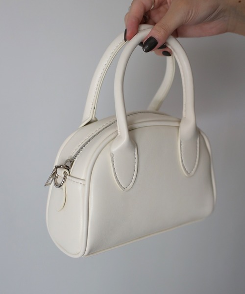 Riberry（リベリー）の「ミニラウンドショルダーバッグ（ハンドバッグ・レディース・ブラック/ホワイト・FREE）」の11枚目の写真