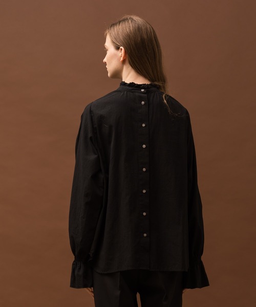 ALLUMER（アリュメール）の「ワッシャーコットンフリルカフスリーブ（シャツ/ブラウス・レディース・ホワイト/ブラック・1）」の21枚目の写真