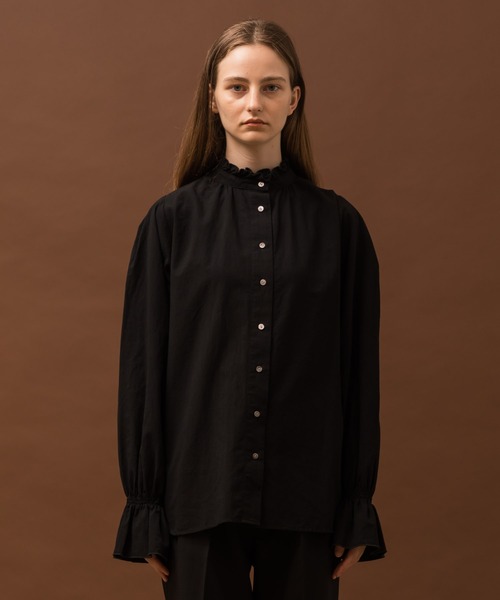 ALLUMER（アリュメール）の「ワッシャーコットンフリルカフスリーブ（シャツ/ブラウス・レディース・ホワイト/ブラック・1）」の22枚目の写真