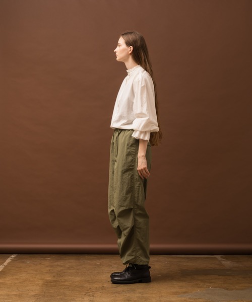 ALLUMER（アリュメール）の「ワッシャーコットンフリルカフスリーブ（シャツ/ブラウス・レディース・ホワイト/ブラック・1）」の11枚目の写真