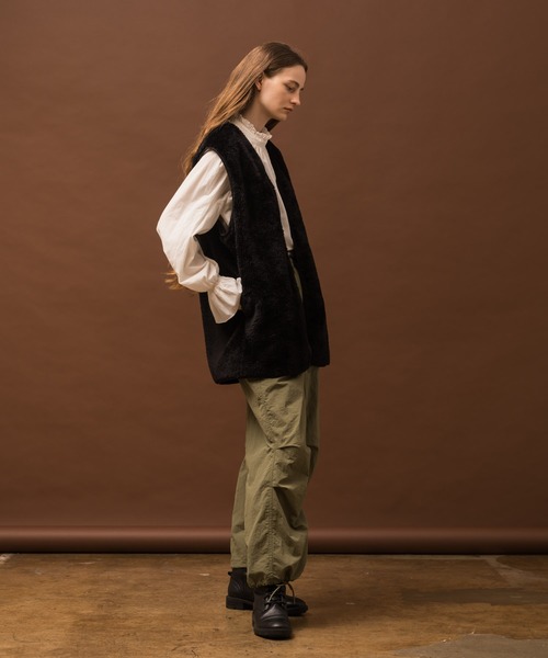 ALLUMER（アリュメール）の「ワッシャーコットンフリルカフスリーブ（シャツ/ブラウス・レディース・ホワイト/ブラック・1）」の14枚目の写真