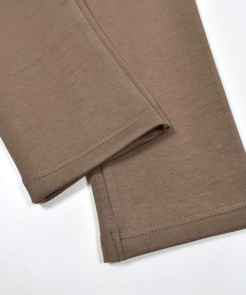 BeBe Petits Pois Vert(ベベプチポワヴェール)の「【店舗限定】ダンボールニットウエストリボンパンツ(95~150cm)(その他パンツ・キッズ・ブラック/ブラウン・110cm/95cm/120cm/100cm/130cm/150cm/140cm)」の11枚目の写真