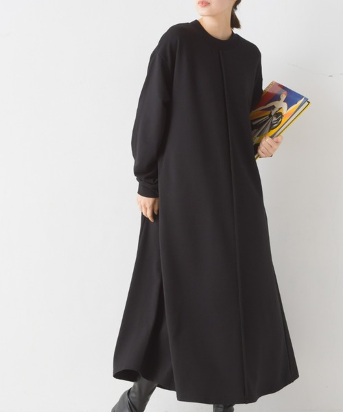 OMNES（オムネス）の「+3℃蓄熱ストレッチフレアワンピース長袖（ワンピース・レディース・パープル/ブラック/グリーン/ブラウン・FREE）」の2枚目の写真