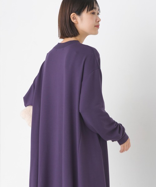 OMNES（オムネス）の「+3℃蓄熱ストレッチフレアワンピース長袖（ワンピース・レディース・パープル/ブラック/グリーン/ブラウン・FREE）」の16枚目の写真