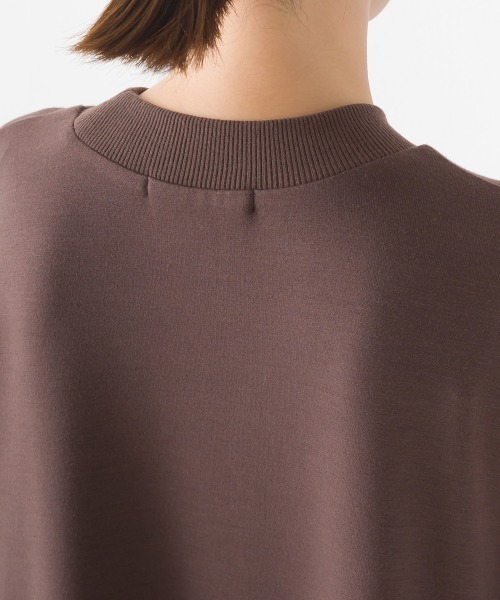 OMNES（オムネス）の「+3℃蓄熱ストレッチフレアワンピース長袖（ワンピース・レディース・パープル/ブラック/グリーン/ブラウン・FREE）」の20枚目の写真