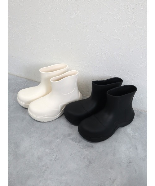 HEILIS（ヘイリス）の「《hideka select》アンクルブーツ / ショートブーツ（ブーツ・レディース・ホワイト/ブラック・25.5/24.5/23.5）」の20枚目の写真