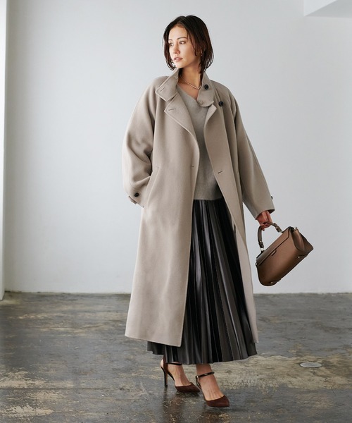Jines（ジネス）の「シャルム加工ウールリバースタンドネックコート（その他アウター・レディース・ベージュ系/モカ・38）」の2枚目の写真