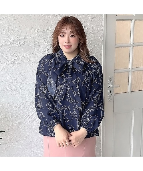 GOLDJAPAN(ゴールドジャパン)の「花柄フリルボウタイブラウス【大きいサイズ対応】(シャツ/ブラウス・レディース・ネイビー/ブラック/オフホワイト・4L/LL/3L/5L)」の11枚目の写真