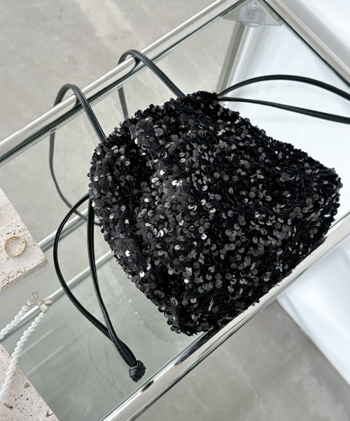 Ritzy（リッツィー）の「スパンコール巾着ショルダーバッグ（ショルダーバッグ・レディース・シルバー/ブラック系2/ブラック系1・FREE）」の14枚目の写真