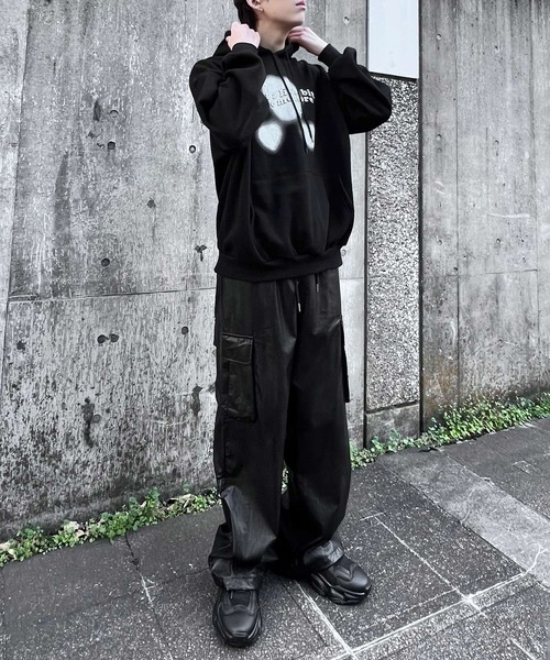 Figments（フィグメンツ）の「lovememoreビッグパーカー（パーカー・レディース・ブラック・FREE）」の18枚目の写真