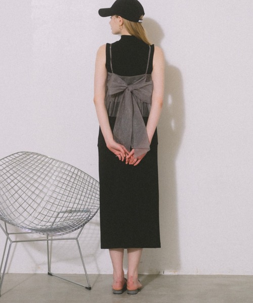 ECREL(エクレール)の「シアーラメチュールビスチェ(キャミソール・レディース・アイボリー/ライトグレー・FREE)」の14枚目の写真