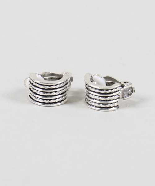 SPINNS（スピンズ）の「アンティークシルバー フープイヤリング（イヤリング・レディース・C/A/B・ONESIZE）」の2枚目の写真