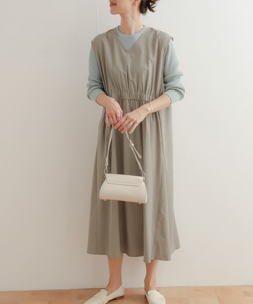 URBAN RESEARCH DOORS（アーバンリサーチドアーズ）の「フロントギャザージャンパースカート（ワンピース・レディース・ベージュ/ブラック・MEDIUM）」の16枚目の写真