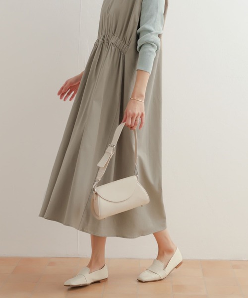 URBAN RESEARCH DOORS（アーバンリサーチドアーズ）の「フロントギャザージャンパースカート（ワンピース・レディース・ベージュ/ブラック・MEDIUM）」の20枚目の写真
