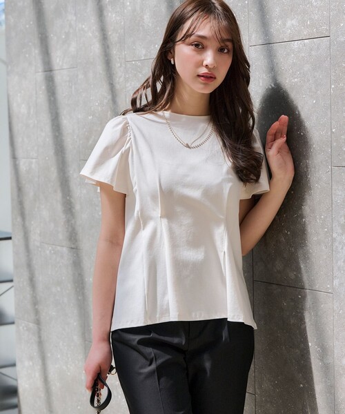 ANY SIS(エニィスィス)の「【接触冷感】美人 フリルスリーブ カットソー(Tシャツ/カットソー・レディース・ホワイト系/ライラック系/ダークグリーン系/ダルブルー系/ブラック系/ピンク系・4)」の2枚目の写真