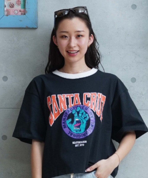 SANTA CRUZ(サンタクルーズ)の「【ムラサキスポーツ限定】SANTACRUZ/サンタクルーズ ショート丈Tシャツ 502241435(Tシャツ/カットソー・レディース・ホワイト/スミクロ・XL/L/M)」の2枚目の写真