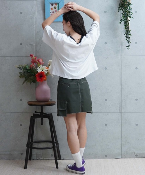 SANTA CRUZ(サンタクルーズ)の「【ムラサキスポーツ限定】SANTACRUZ/サンタクルーズ ショート丈Tシャツ 502241435(Tシャツ/カットソー・レディース・ホワイト/スミクロ・XL/L/M)」の5枚目の写真