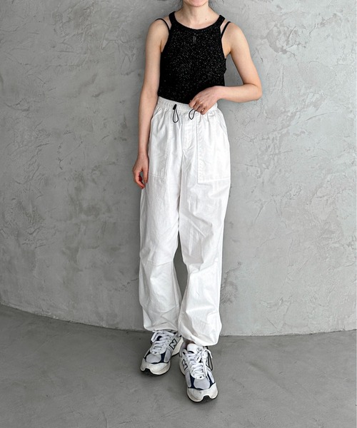 feepur（フェピュール）の「【ハンドウォッシャブル】透かしホルターネックニットタンク（ニット/セーター・レディース・ブラック/オリーブ/ベージュ・MEDIUM）」の18枚目の写真