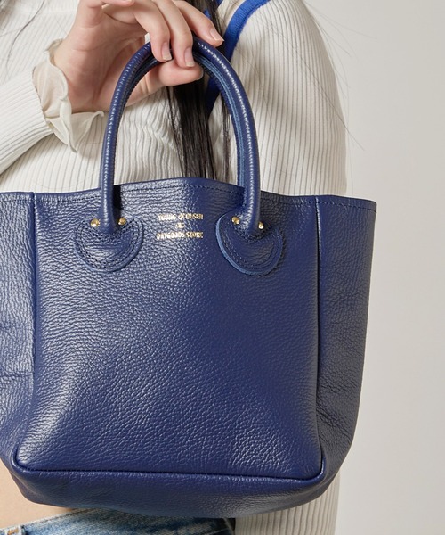 YOUNG&OLSEN The DRYGOODS STORE(ヤングアンドオルセン)の「YOUNG & OLSEN/ヤングアンドオルセン EMBOSSED LEATHER TOTE S レザーハンドバッグ 秋 秋服 2026年秋冬(ハンドバッグ・レディース・ブラウン/ベージュ/ブラック/グレー/ブルー系その他/ブラウン系その他・FREE)」の6枚目の写真