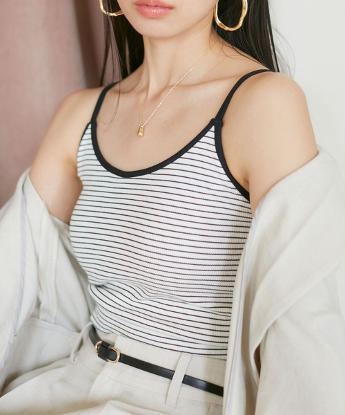 VIS(ビス)の「【洗える】ダブルストラップ短丈カップ付きキャミソール(キャミソール・レディース・ホワイト/ブラック/オフホワイト・FREE)」の3枚目の写真
