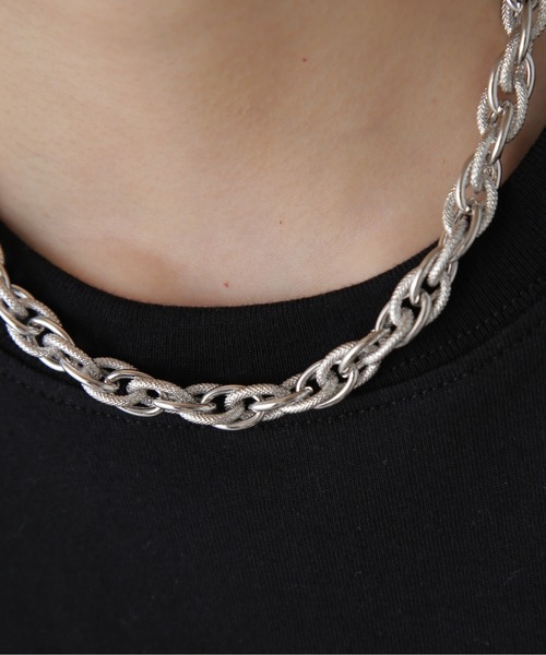 FREE'S MART(フリーズマート)の「ヘヴィーチェーンチョーカー(ネックレス・レディース・シルバー/ゴールド・フリ-)」の3枚目の写真