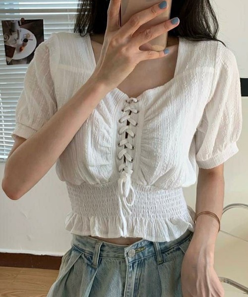 GLAMOROUS JANE(グラマラスジェーン)の「ウエストシャーリングレースアップブラウス(シャツ/ブラウス・レディース・ブラック/ホワイト・FREE)」の3枚目の写真