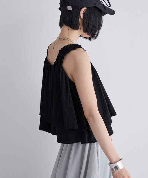 MERLOT（メルロー）の「ティアードクロップドビスチェ（タンクトップ・レディース・ホワイト/ブラック・FREE）」の7枚目の写真