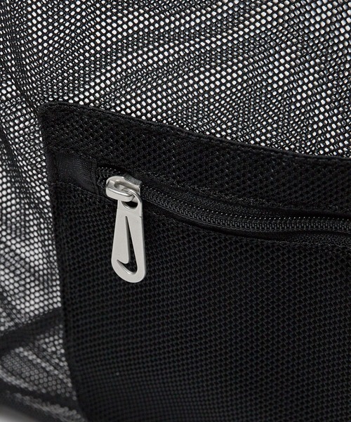 NIKE（ナイキ）の「NIKE/ナイキ MESH DRAWSTRING POOL BAG メッシュバッグ（ショルダーバッグ・メンズ・カーキ/ブラック・FREE）」の7枚目の写真