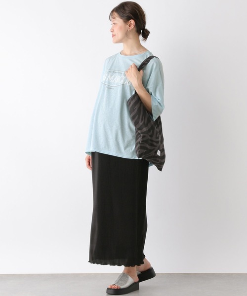 LEPSIM(レプシィム)の「【産前・産後対応】マタニティ/シアーロゴプリントTシャツ 127582(マタニティウェア/グッズ・レディース・ブルー/オフホワイト/ブラック・FREE)」の5枚目の写真