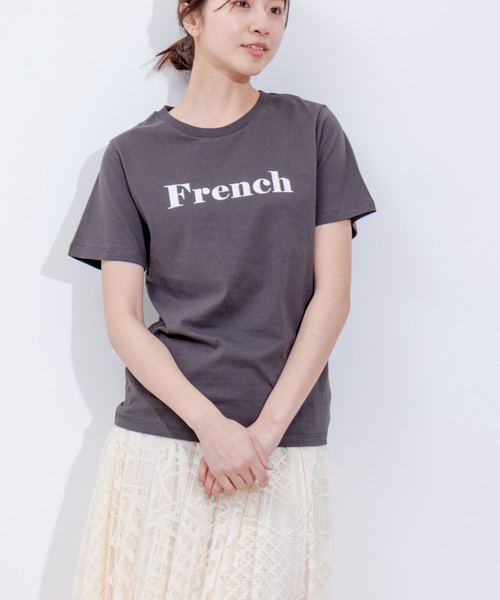 Jayro(ジャイロ)の「天竺ロゴプリントTシャツ(Tシャツ/カットソー・レディース・チャコールグレー/グレー/ライトグレー/グレー系その他/ホワイト系その他/ホワイト系その他2・FREE)」の5枚目の写真