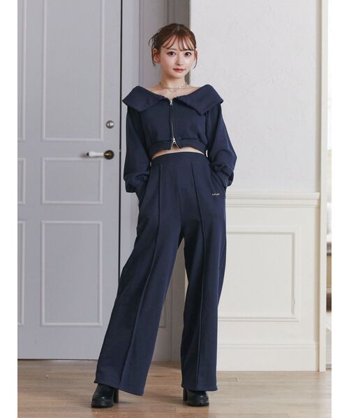 EATME（イートミー）の「オフショルパーカーデザインTOP（セットアップ可能）（パーカー・レディース・ネイビー/ブラック/アイボリー・FREE）」の7枚目の写真