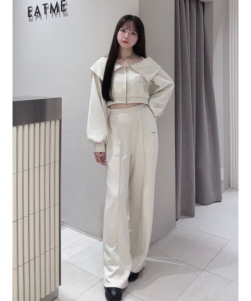 EATME（イートミー）の「オフショルパーカーデザインTOP（セットアップ可能）（パーカー・レディース・ネイビー/ブラック/アイボリー・FREE）」の17枚目の写真