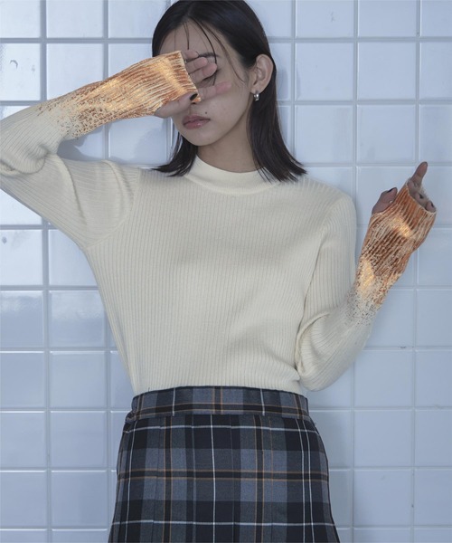 miette(ミエット)の「箔プリントリブニット(ニット/セーター・レディース・ブラック/グレー/ネイビー/レッド/アイボリー/ブラウン・FREE)」の14枚目の写真