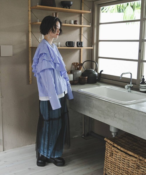 bohmal（ボマール）の「配色切替フリルシャツ（シャツ/ブラウス・レディース・ホワイト/ブルー・FREE）」の14枚目の写真