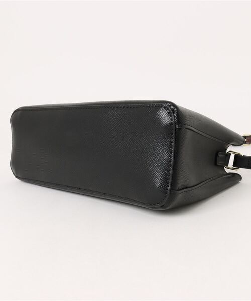 and it_（アンドイット）の「Legato Largo たすかるっかばん ハンドル付きミニショルダー（ショルダーバッグ・レディース・ライトグレー/ブラック/バーガンディー/グレイッシュベージュ/アイボリー/ラベンダー・FREE）」の8枚目の写真