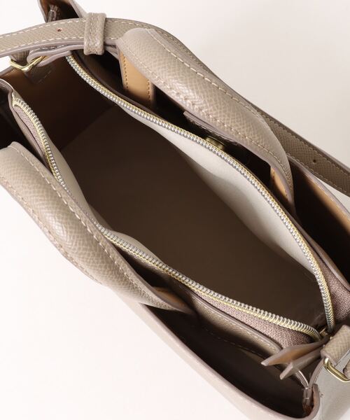 and it_（アンドイット）の「Legato Largo たすかるっかばん ハンドル付きミニショルダー（ショルダーバッグ・レディース・ライトグレー/ブラック/バーガンディー/グレイッシュベージュ/アイボリー/ラベンダー・FREE）」の13枚目の写真