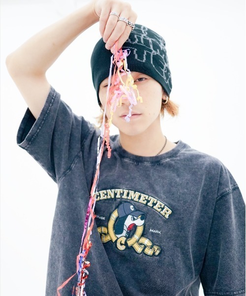 centimeter(センチメーター)の「golden logo tee(Tシャツ/カットソー・メンズ・アイボリー/杢グレー/スミクロ・MEDIUM/LARGE/X-LARGE)」の17枚目の写真