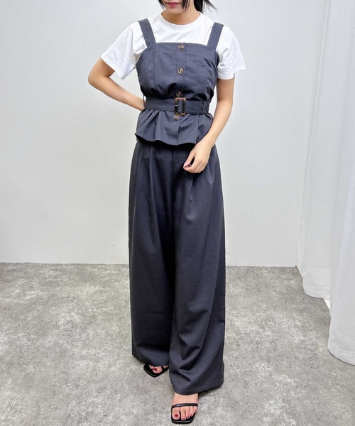 INGNI（イング）の「【WEB限定】ビスチェ＋パンツ／セットアップ（サロペット/オーバーオール・レディース・グレー/ブラック・M）」の4枚目の写真