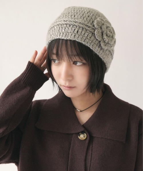 Port(ポート)の「【 SORUTT / ソルト 】 ローズモチーフ 編み込みビーニー / スパンコール付き #(ニットキャップ/ビーニー・レディース・ホワイト/ベージュ/ブラック/グレー・FREE)」の10枚目の写真