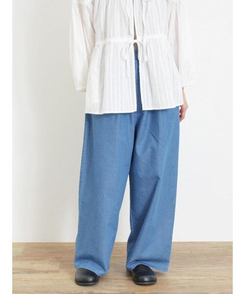 Samansa Mos2（サマンサ モスモス）の「【M/Lサイズ】デニムイージーストレートパンツ（その他パンツ・レディース・ブルー/ネイビー・M/L）」の2枚目の写真